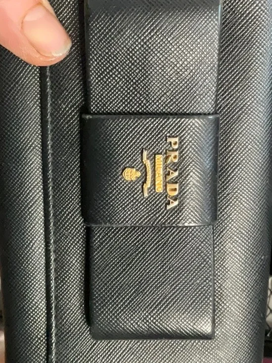 Beautiful Prada Saviano, Leather Use Lux Wallet, New Like Condition - Picture 1 of 4